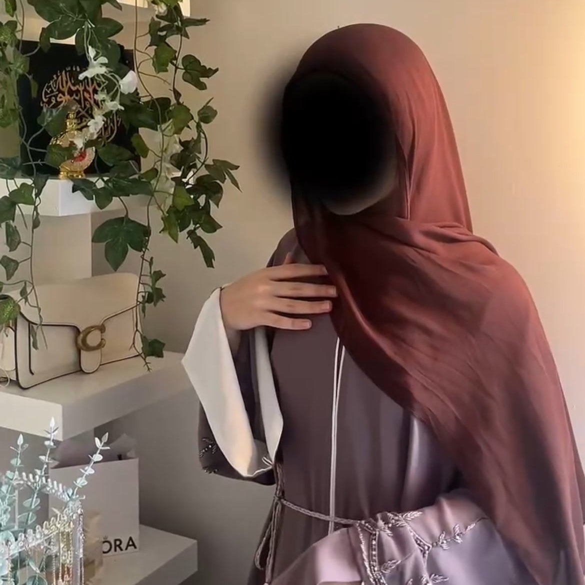 Modal Hijabs and Matching Undercap