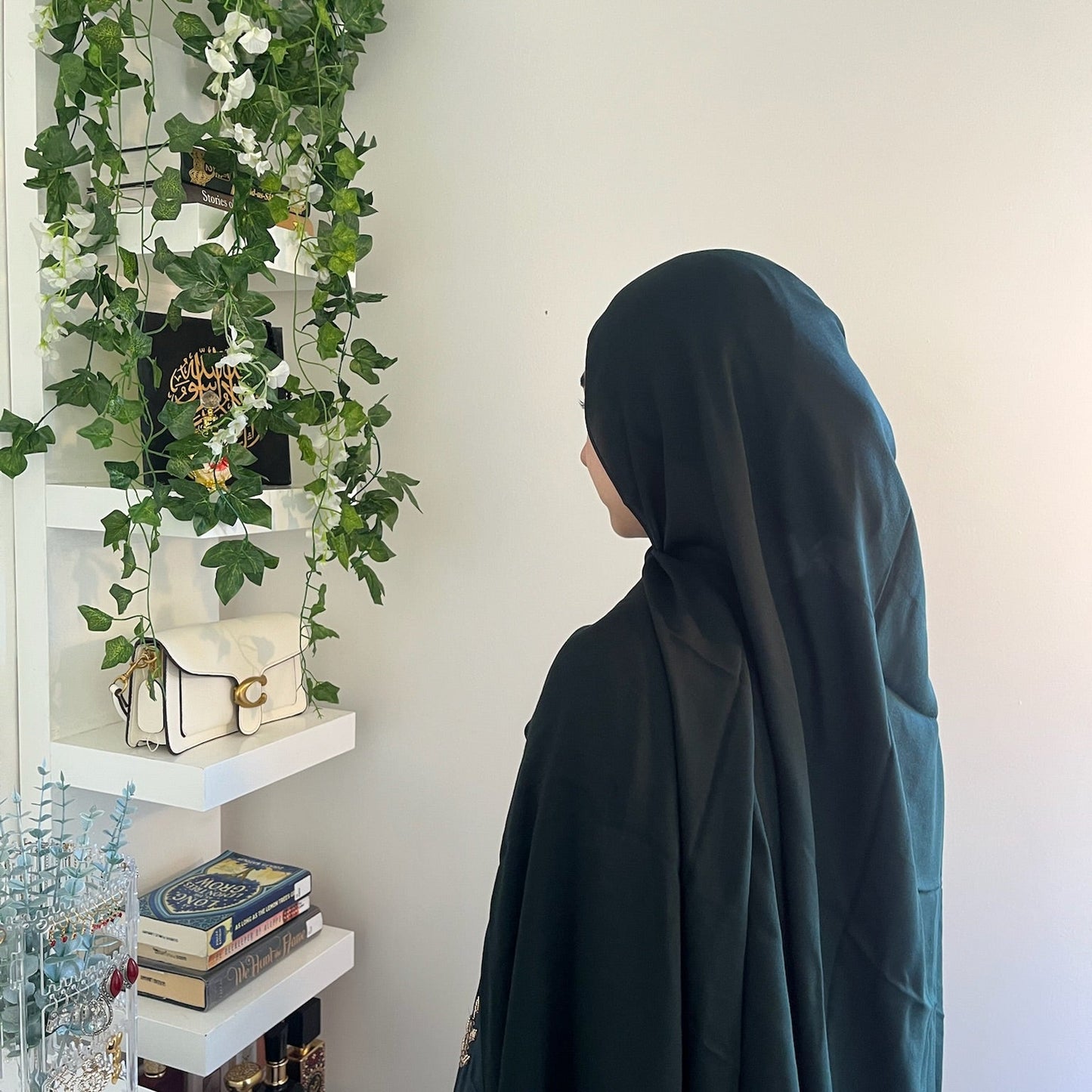 Modal Hijabs and Matching Undercap