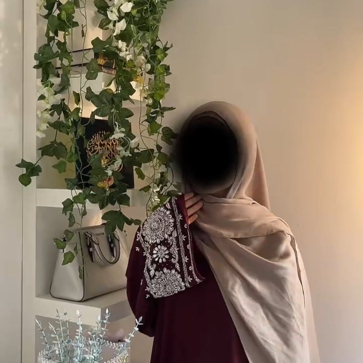 Modal Hijabs and Matching Undercap